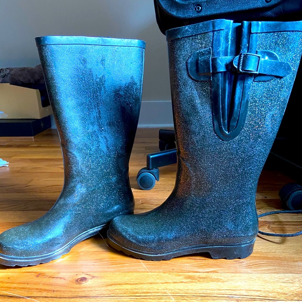 Black Sparkly Rainboots